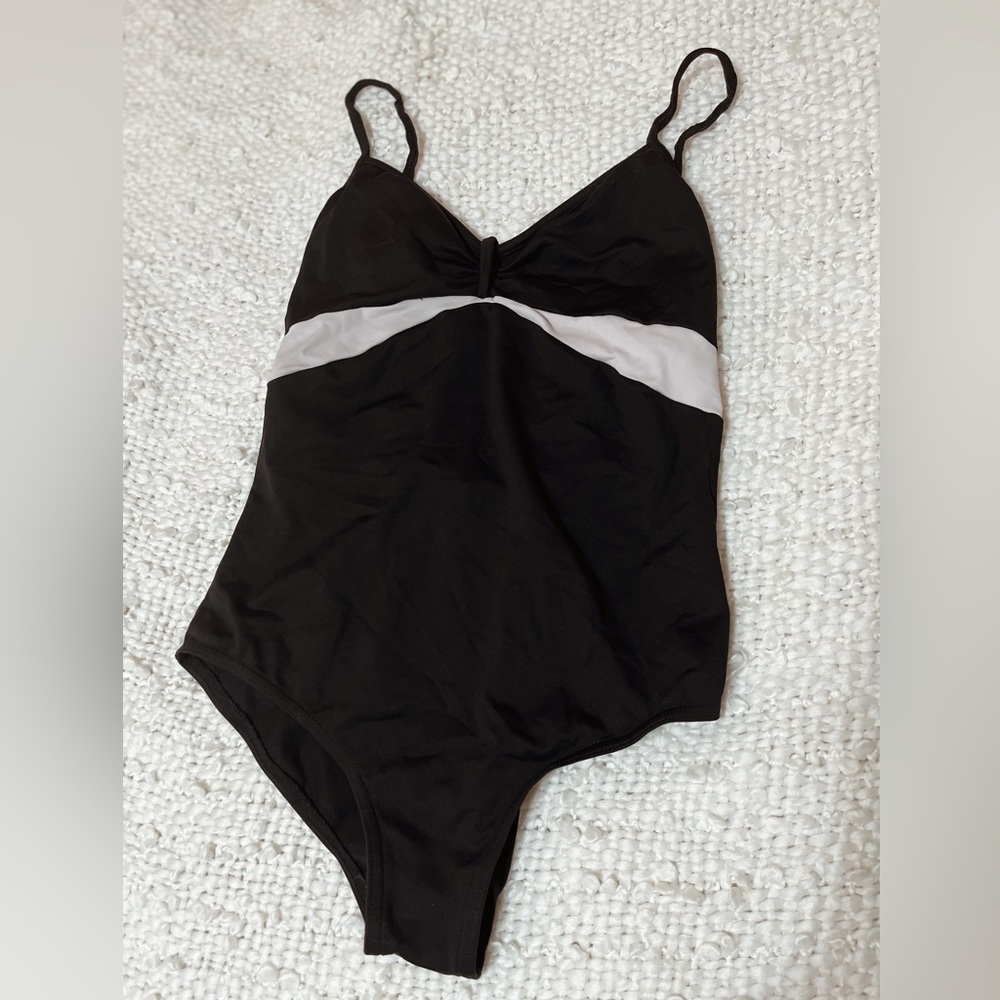 Bloch Black Leotard- Dual tone pinch front & back🖤🩰